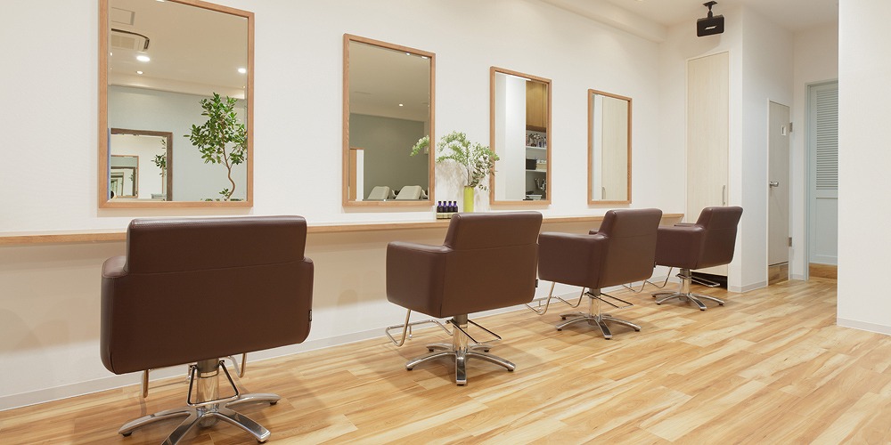 たまプラーザの美容室 Lycka リッカ Lycka Mjuk リッカミューク Lycka Lenne リッカレンネ たまプラーザ駅から徒歩3分にある新しい美容院 ヘアサロン です